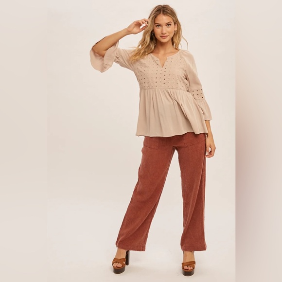 NWT Hem & Thread Eyelet Lace Peplum Back Tie Blouse Mauve size S - Picture 3 of 11